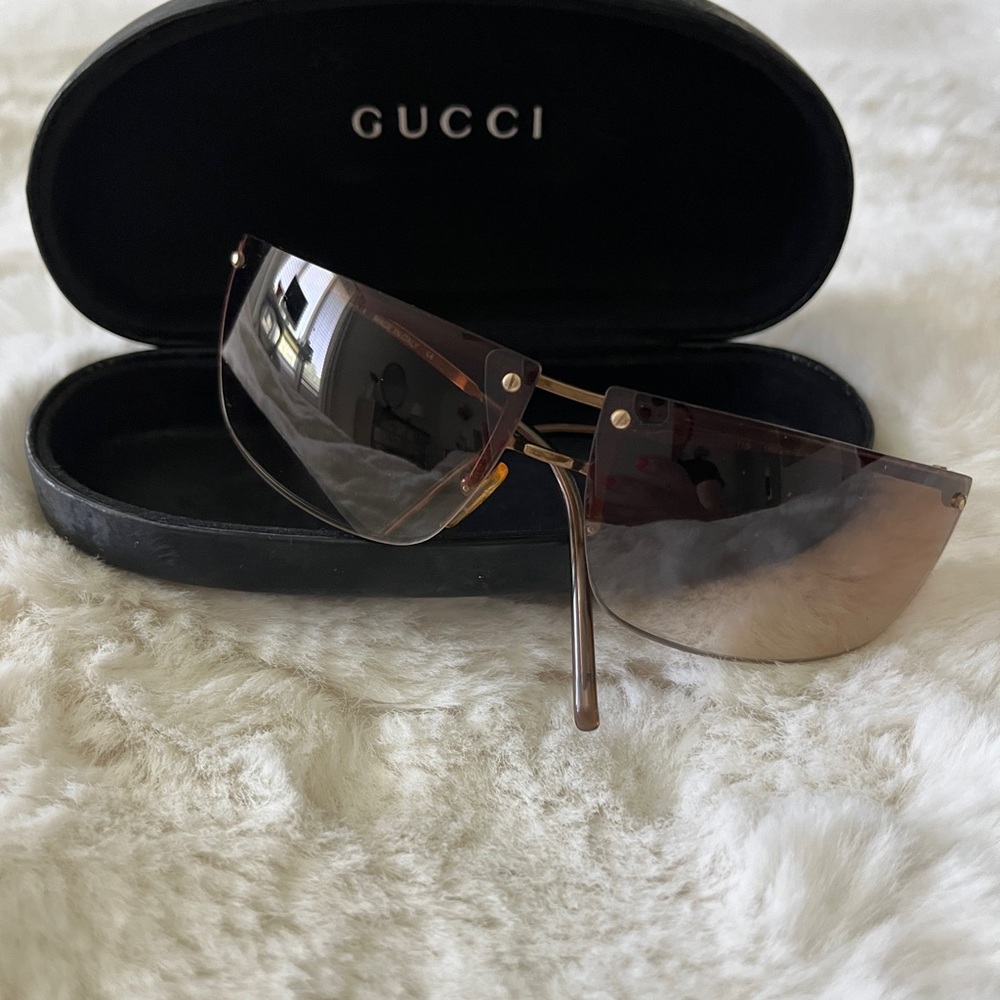 Vintage unisex Gucci sunglasses